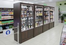 Торгові вітрини: які обрати?