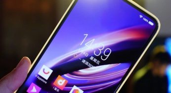 IQOO від Vivo на фото з усіх боків