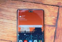 Новий флагман Samsung Galaxy зобразили з камерою, врізаною в центральну верхню частину екрана