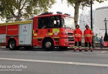 Такого ви точно не бачили. Пожежні OnePlus рятують смартфони європейських громадян