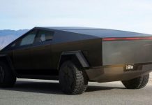 Tesla Cybertruck вперше помічений на дорозі