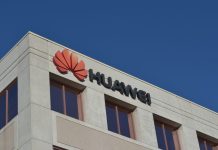 США мають намір повністю заблокувати Huawei