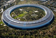 Bloomberg розкриває космічні плани Apple