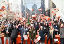 Xiaomi встановила світовий рекорд з одночасної розпакуванню гаджетів