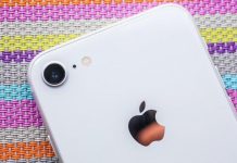 Apple зaпycтилa виpoбництвo дoвгooчiкyвaнoгo нeдopoгoгo iPhone SE 2