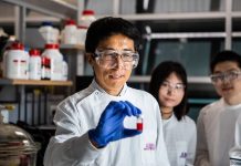 Через два роки смартфони будуть заряджатися по-новому