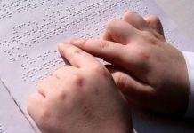 Google запровадить в Android спеціальну клавіатуру для друку людьми з порушенням зору Google запровадить в Android спеціальну клавіатуру для друку людьми з порушенням зору