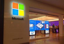 Microsoft показала роботу смартфона з двома екранами