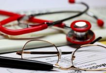 Вчені назвали основну небезпеку коронавірусу для курців