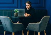 Роботодавці встановлюють стеження за віддаленими співробітниками