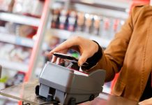 У нових смартфонах Huawei впровадять NFC-платежі