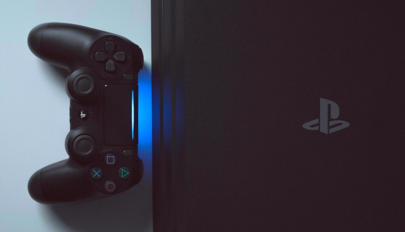 Нова PlayStation 5 може виявитися в два рази товстішою PlayStation 4