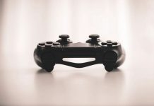 У Мережі висміяли зовнішній вигляд ігрової приставки PlayStation 5