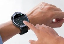 Розпочались продажі розумного годинника з поворотною камерою Sony на Android 10