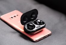 Замість зарядки в комплекті Galaxy S21 з’являться бездротові навушники
