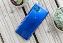 У мережі з’явилися специфікації і «живе» фото Motorola Kyiv