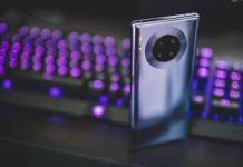 Флагман Samsung Galaxy S20 FE несподівано став хітом продажів у США