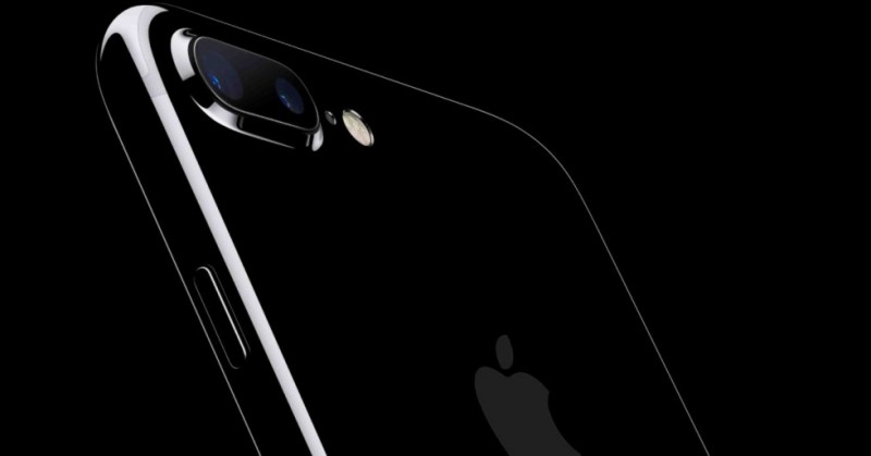 Apple планує повернути одне з культових забарвлень iPhone